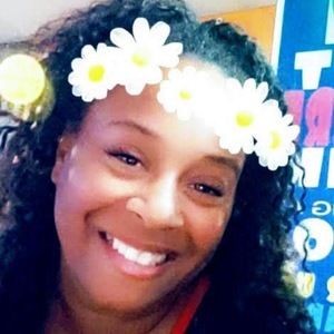 Meet your Posher, Tamela